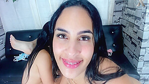 Big Pussy In Lesbian Session Licking Her Friends Feet