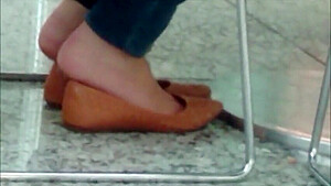 Shoeplay orange flats