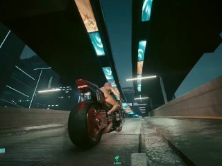 Edgerunners – Lucy strips naked to show off her thicc athletic body