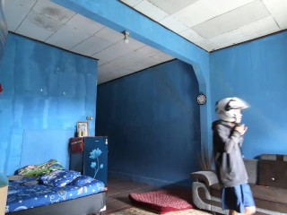 Accidentally came out inside my pussy in a hurry to go home