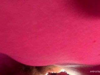 Acrobaties torrides avec cigarette sur un tabouret : l’art de jouir sans perdre l’équilibre !!!