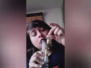 Dab Session Titties for tease with Rosey Indica