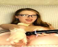 Zoe Drink Her Own Squirt @GlitterZOE Free